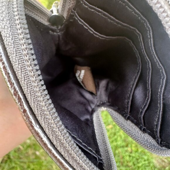 Coach Poppy Universal Sequin Limited Edition  Phone Case/Wristlet Chambray - Picture 15 of 16